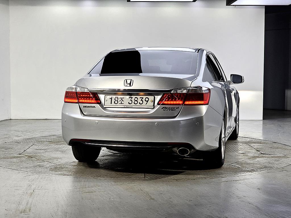 Honda Accord - Vista 3