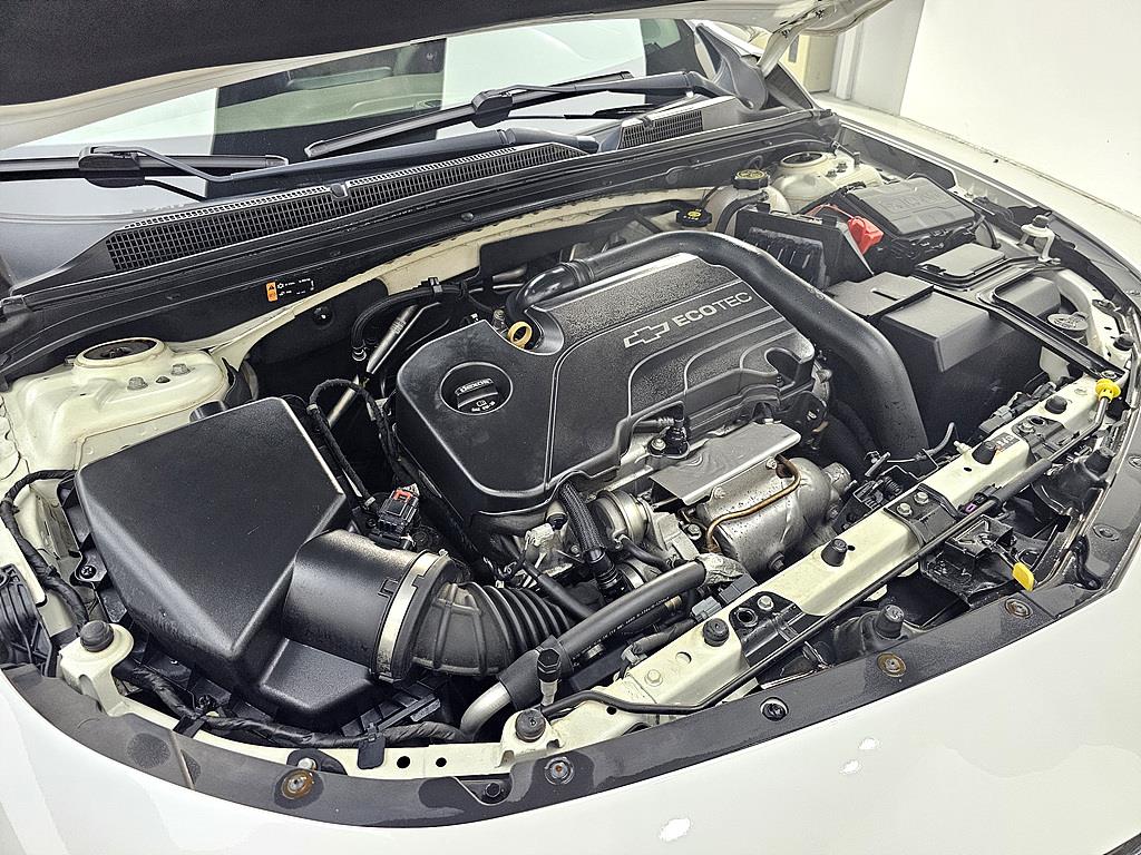 Chevrolet Malibu - Vista 6