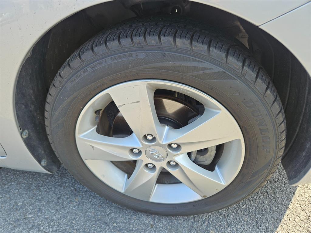 HYUNDAI Avante 2012 Gris - Importación desde Corea - HF Imports Iquique - Foto 17
