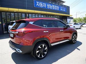 KIA Seltos - Vista 6