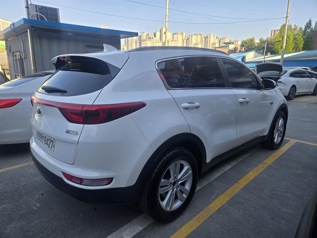 KIA Sportage - Vista 4