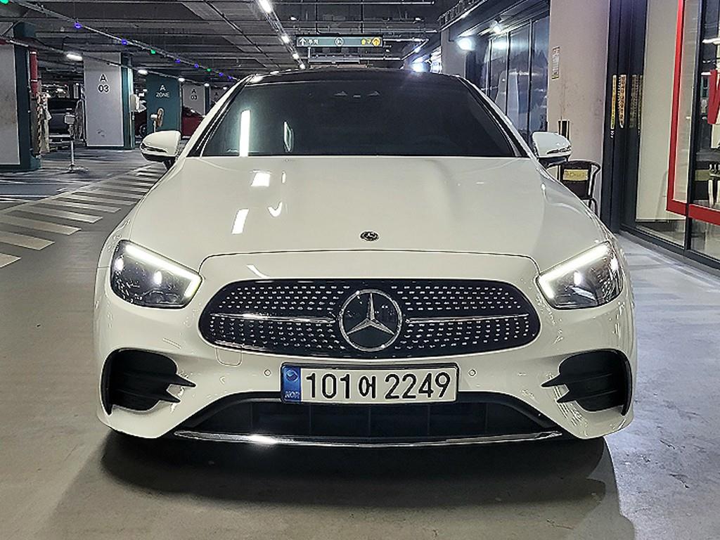 Mercedes Benz E class - Vista 2