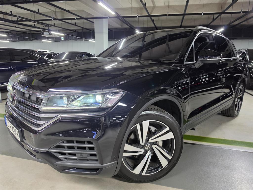 Volkswagen Touareg 2021 Negro - Importación desde Corea - HF Imports Iquique - Foto 1