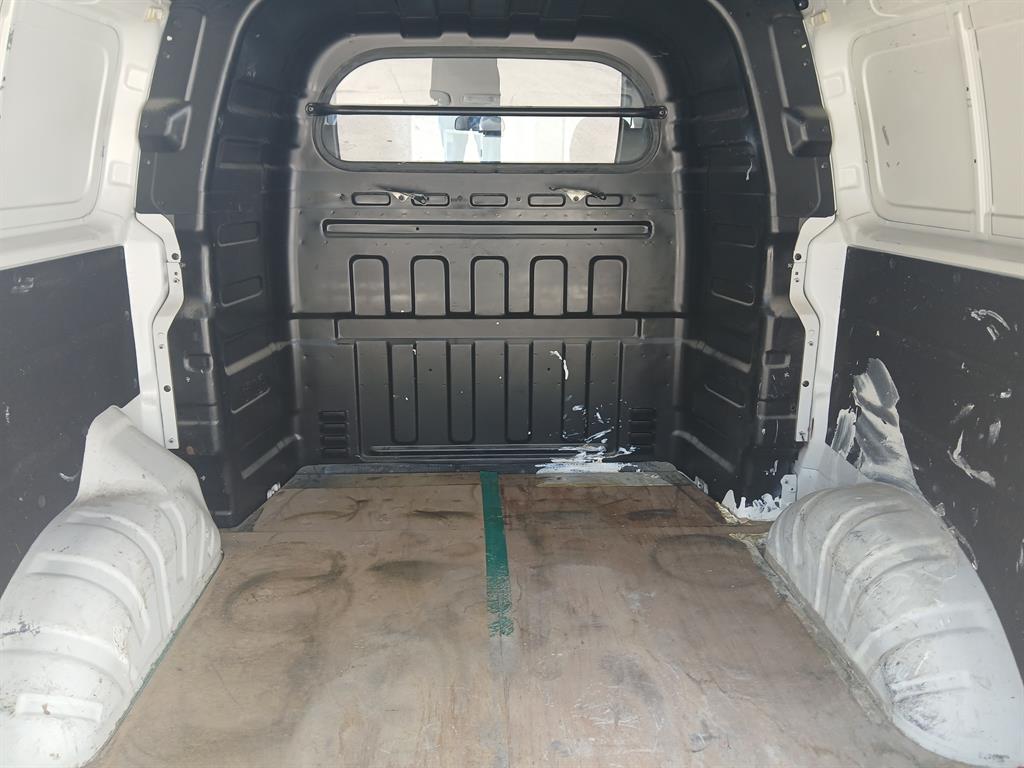 HYUNDAI Starex 2016 Blanco - Importación desde Corea - HF Imports Iquique - Foto 14