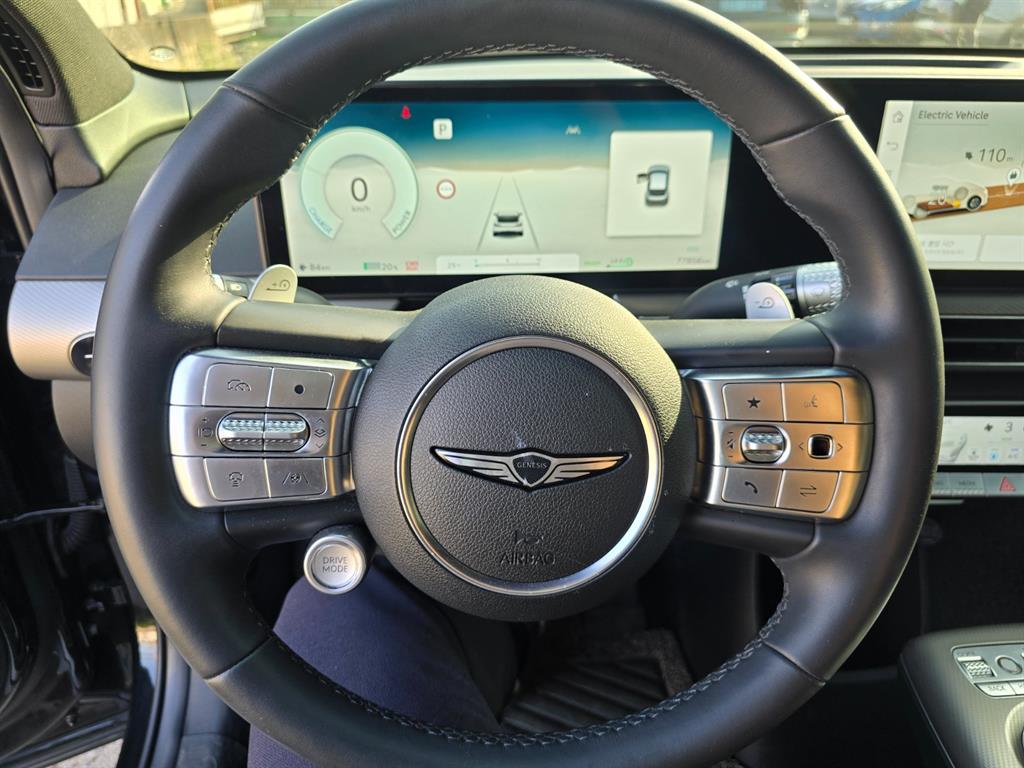 Genesis GV60 - Vista 9
