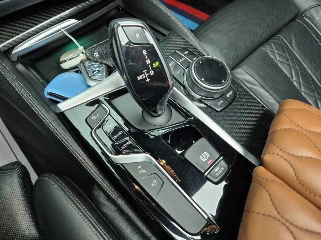 BMW 5 Series 2018 Blanco - Importación desde Corea - HF Imports Iquique - Foto 18