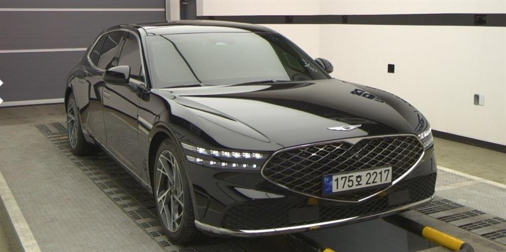 Genesis G90 - Vista 4