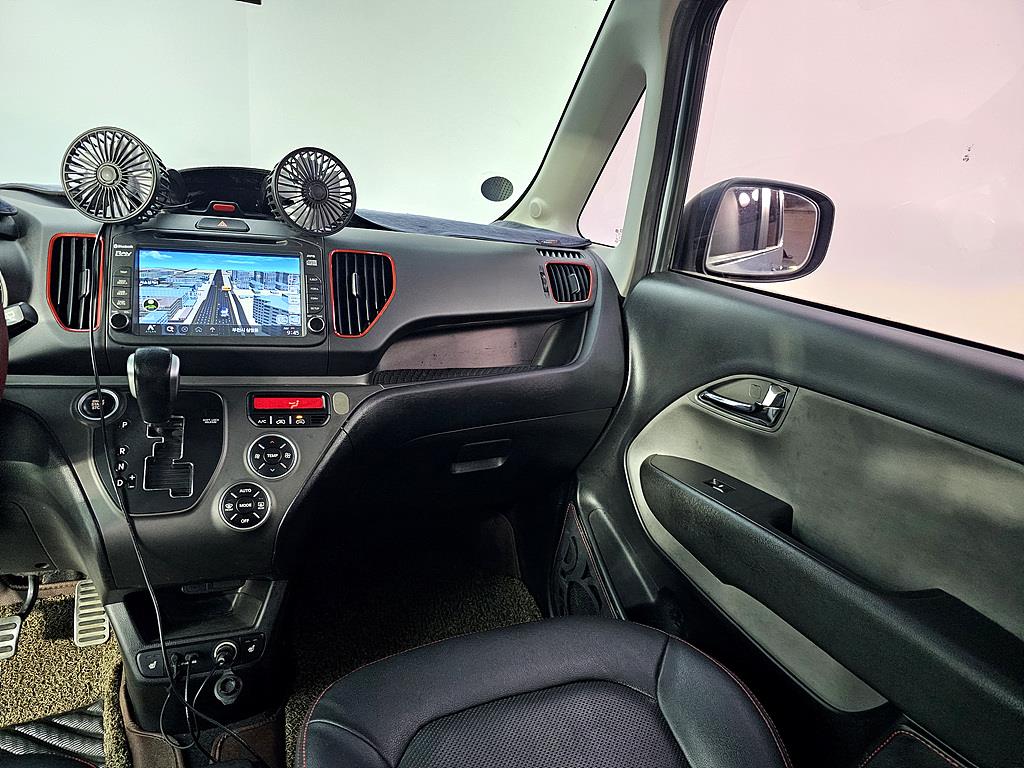 KIA Ray - Vista 10