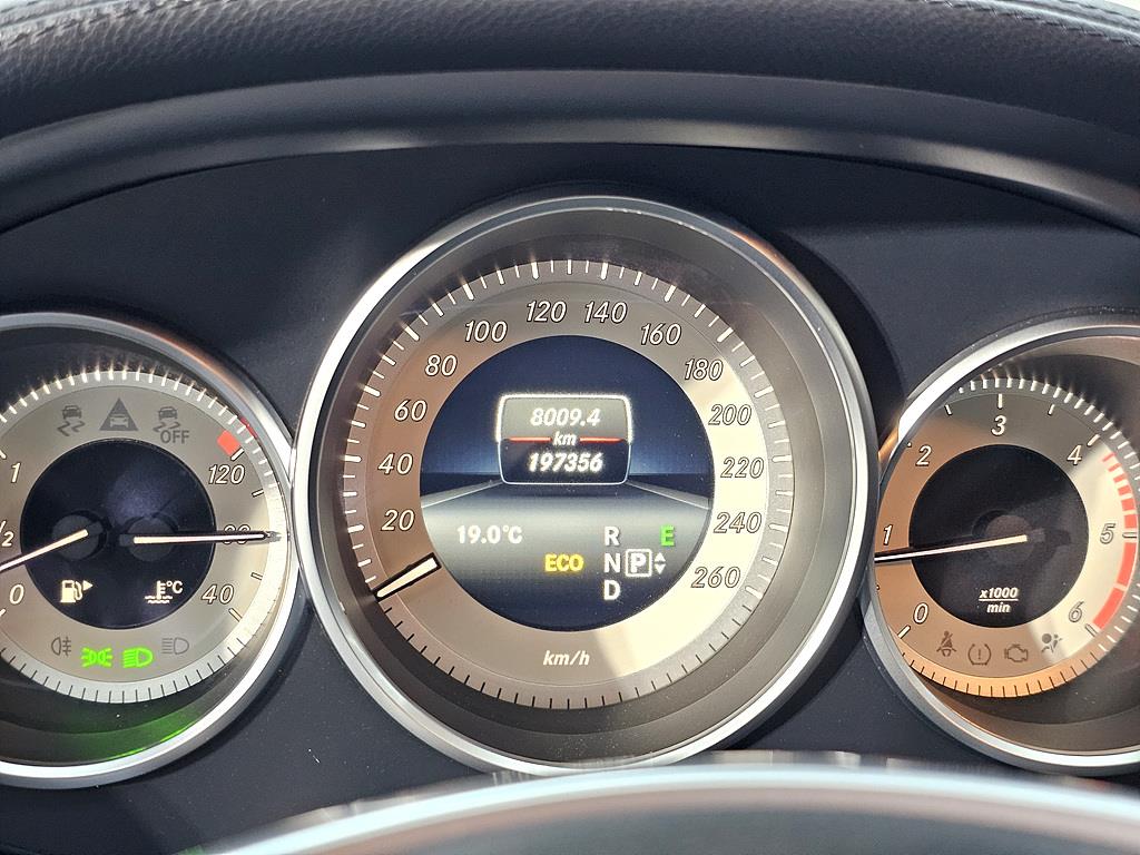 Mercedes Benz CLS Class - Vista 7