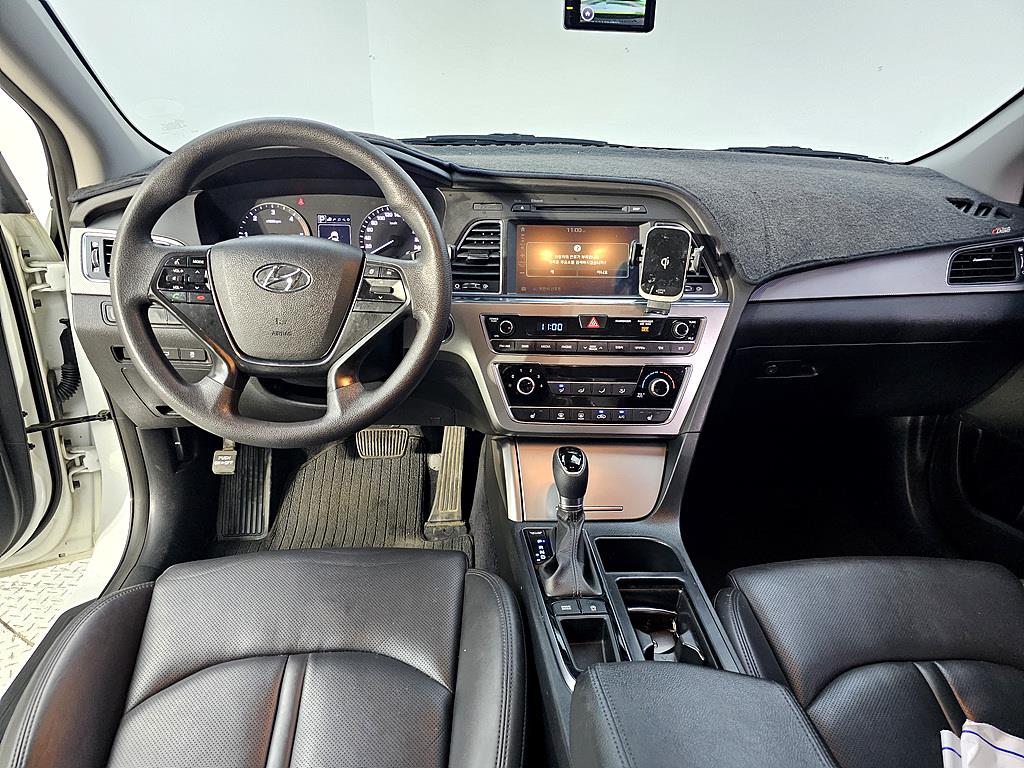 HYUNDAI Sonata - Vista 5