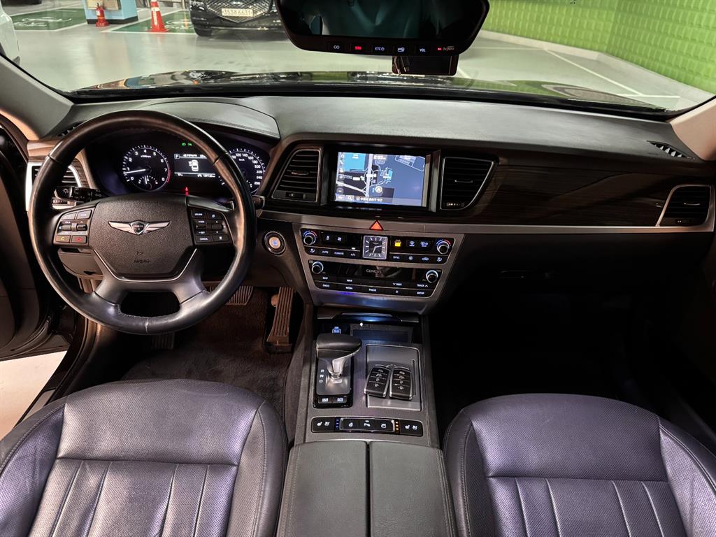 Genesis G80 - Vista 7
