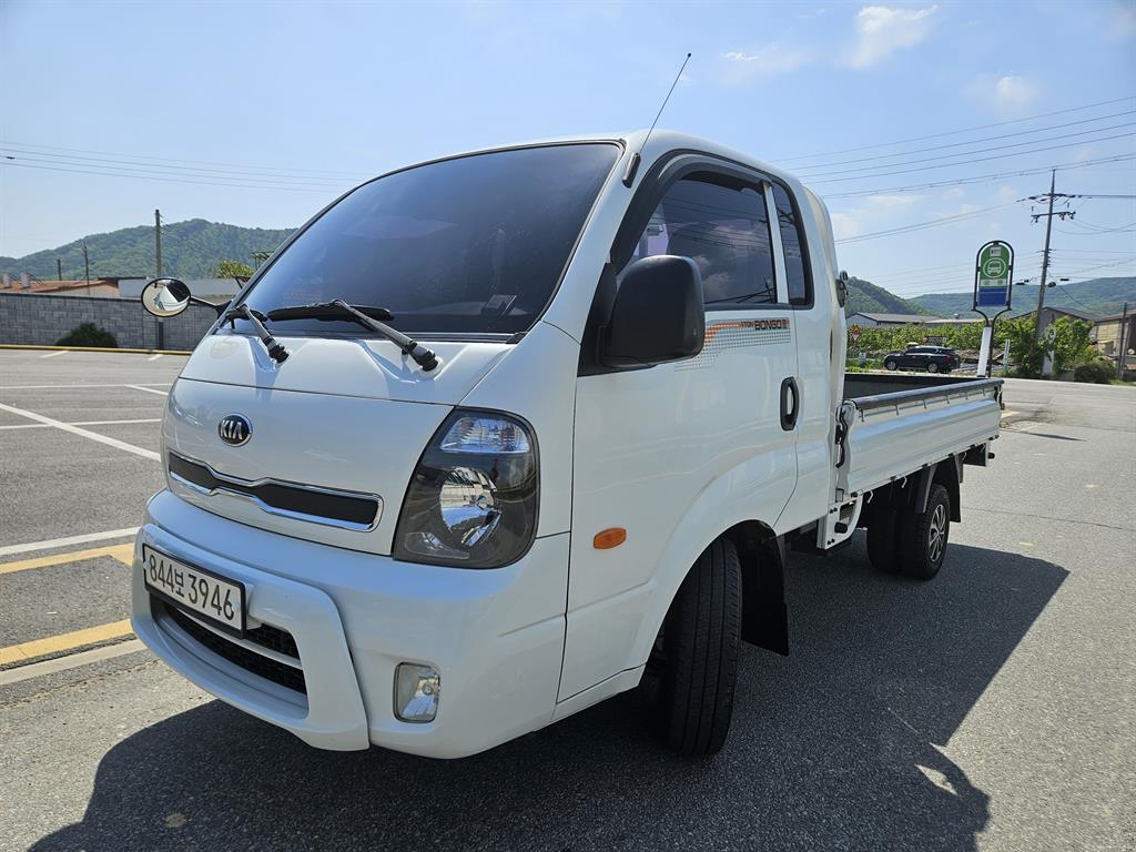 Small Truck Cargo (small) 2016 Blanco - Importación desde Corea - HF Imports Iquique - Foto 1
