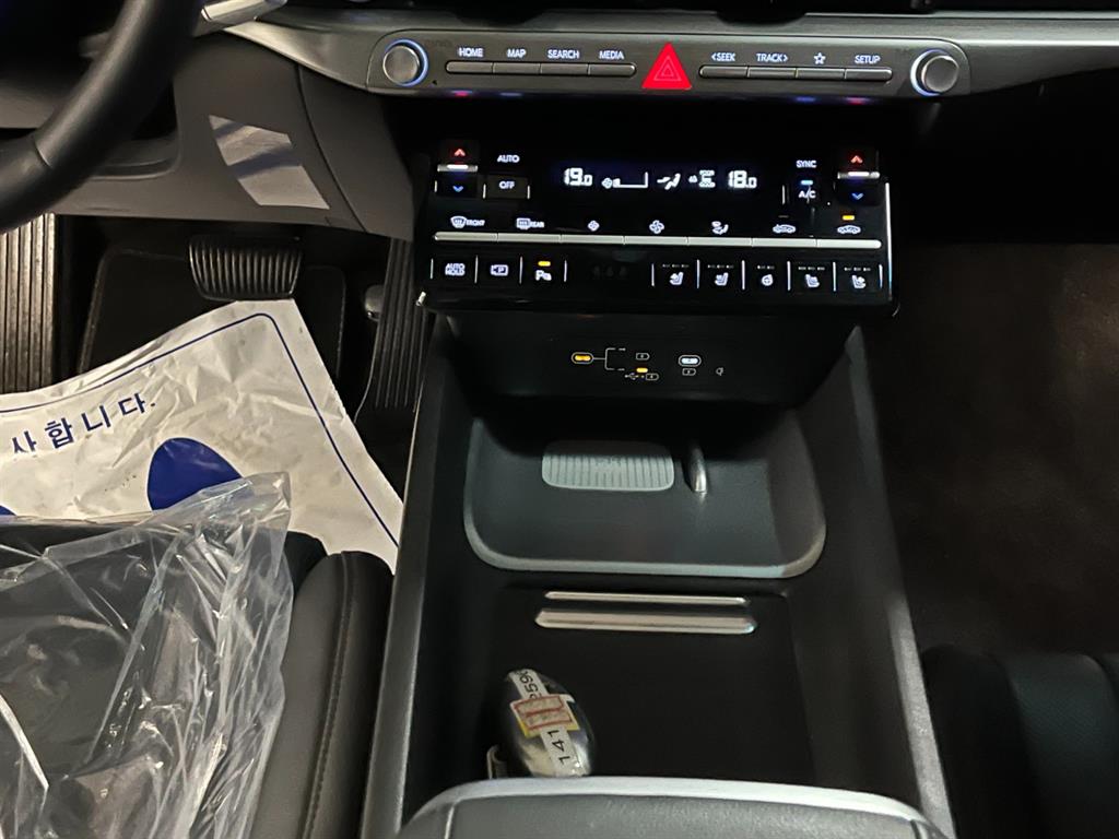 HYUNDAI Grandeur - Vista 10