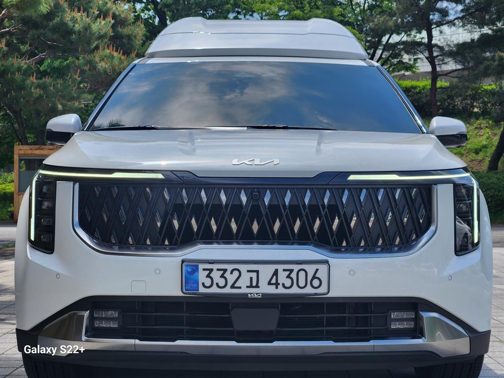 KIA Carnival - Vista 3