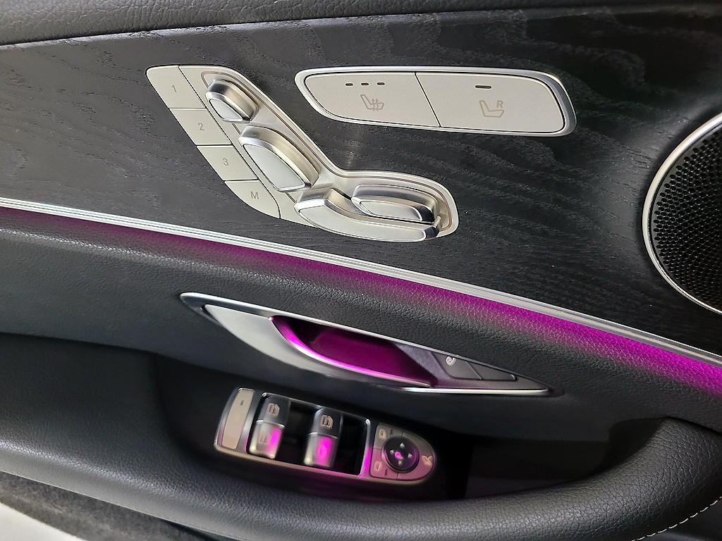 Mercedes Benz E class - Vista 12