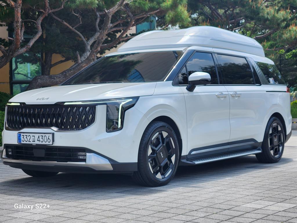 KIA Carnival 2025 Blanco - Importación desde Corea - HF Imports Iquique - Foto 1