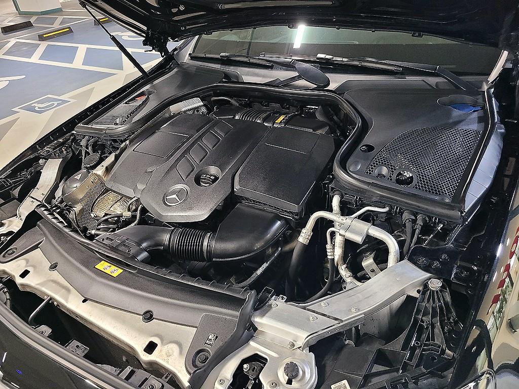 Mercedes Benz E class 2018 Negro - Importación desde Corea - HF Imports Iquique - Foto 19