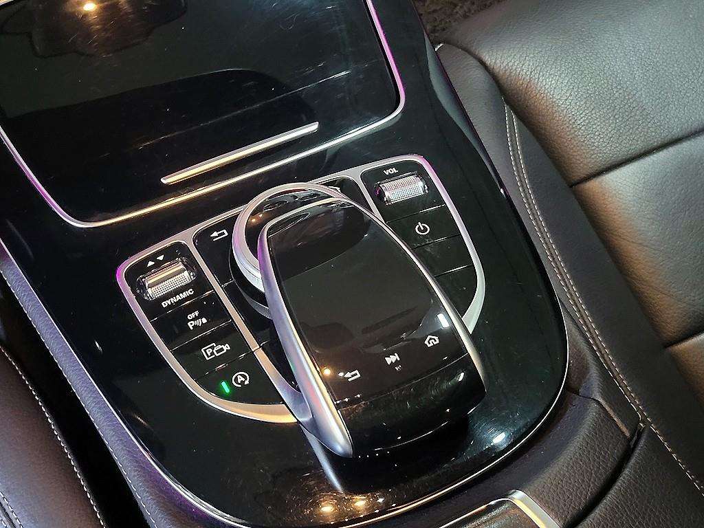 Mercedes Benz E class 2018 Negro - Importación desde Corea - HF Imports Iquique - Foto 17