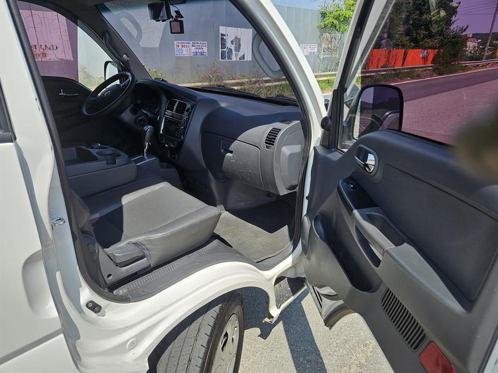 Small Truck Cargo (small) 2016 Blanco - Importación desde Corea - HF Imports Iquique - Foto 13