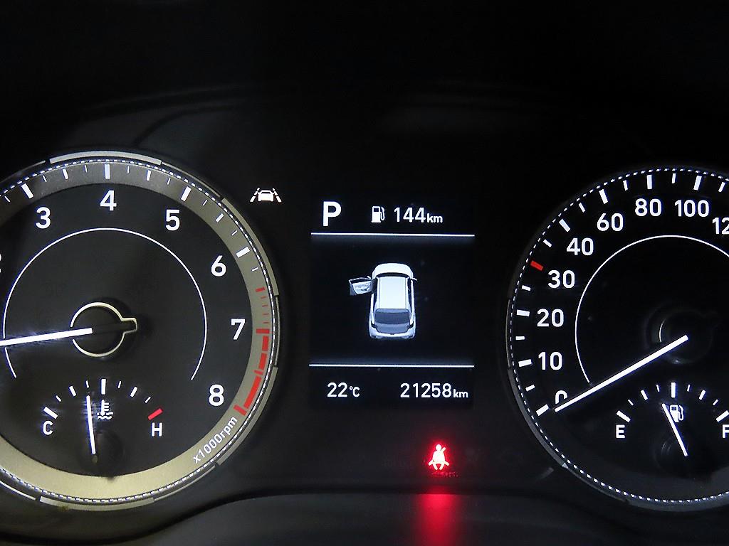 HYUNDAI Venue - Vista 9