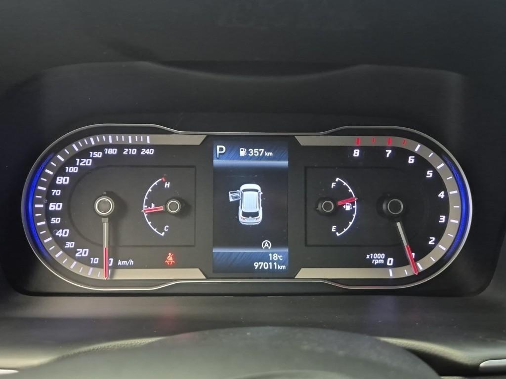 HYUNDAI Tucson - Vista 5