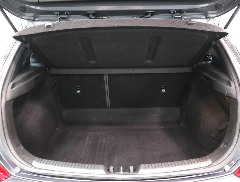 HYUNDAI i30 2018 Gris - Importación desde Corea - HF Imports Iquique - Foto 19