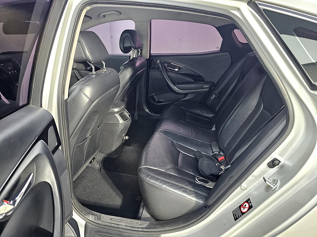 HYUNDAI Grandeur - Vista 8