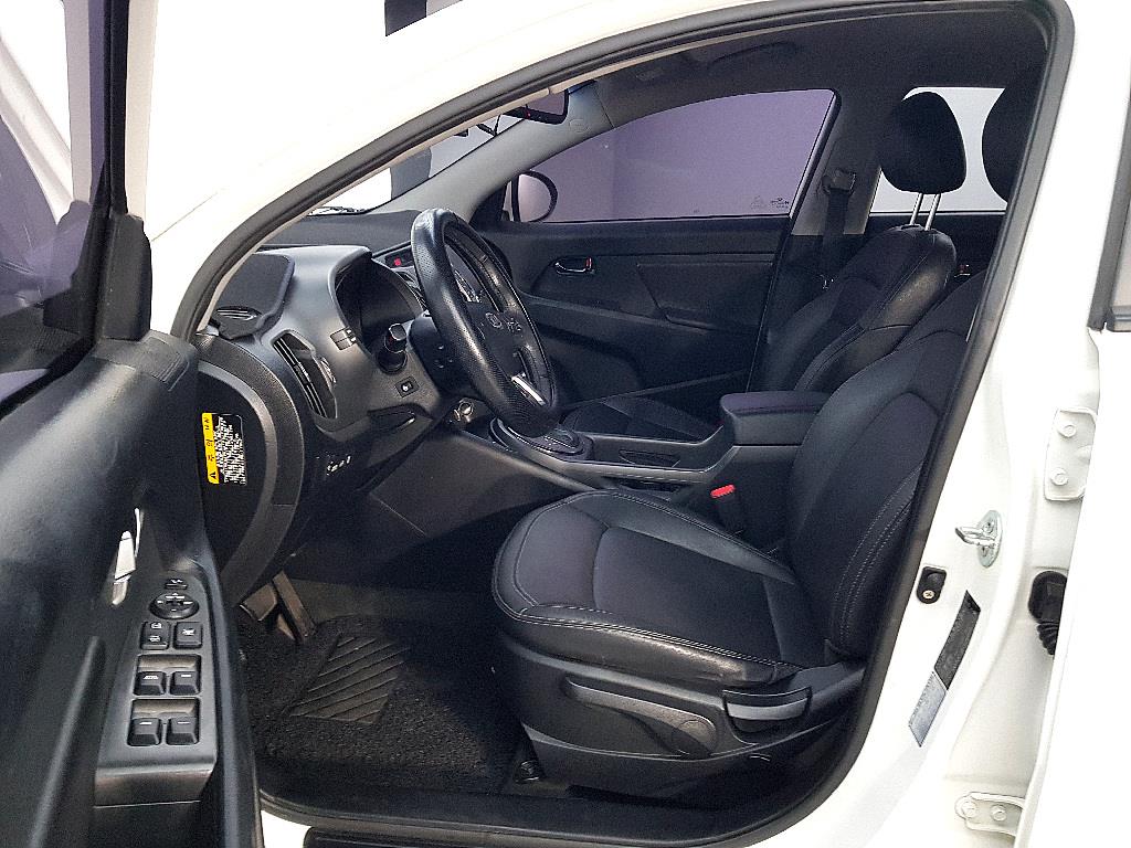 KIA Sportage - Vista 8