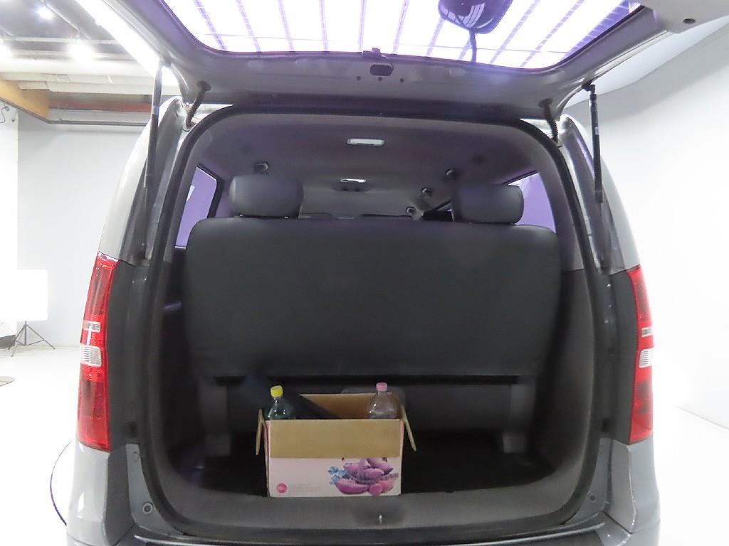 HYUNDAI Starex 2019 Gris - Importación desde Corea - HF Imports Iquique - Foto 9