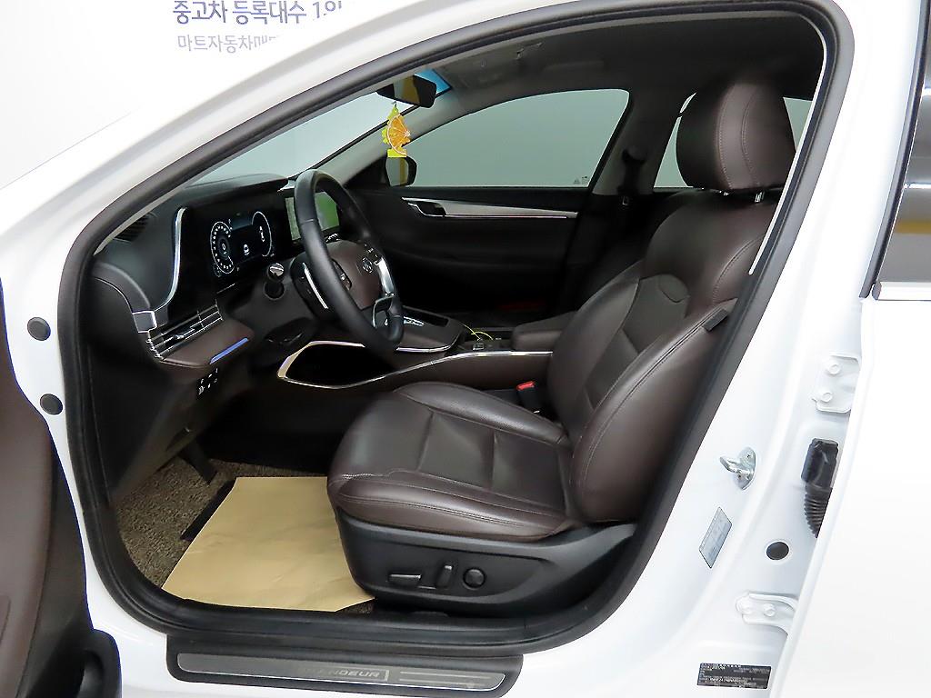 HYUNDAI Grandeur - Vista 5