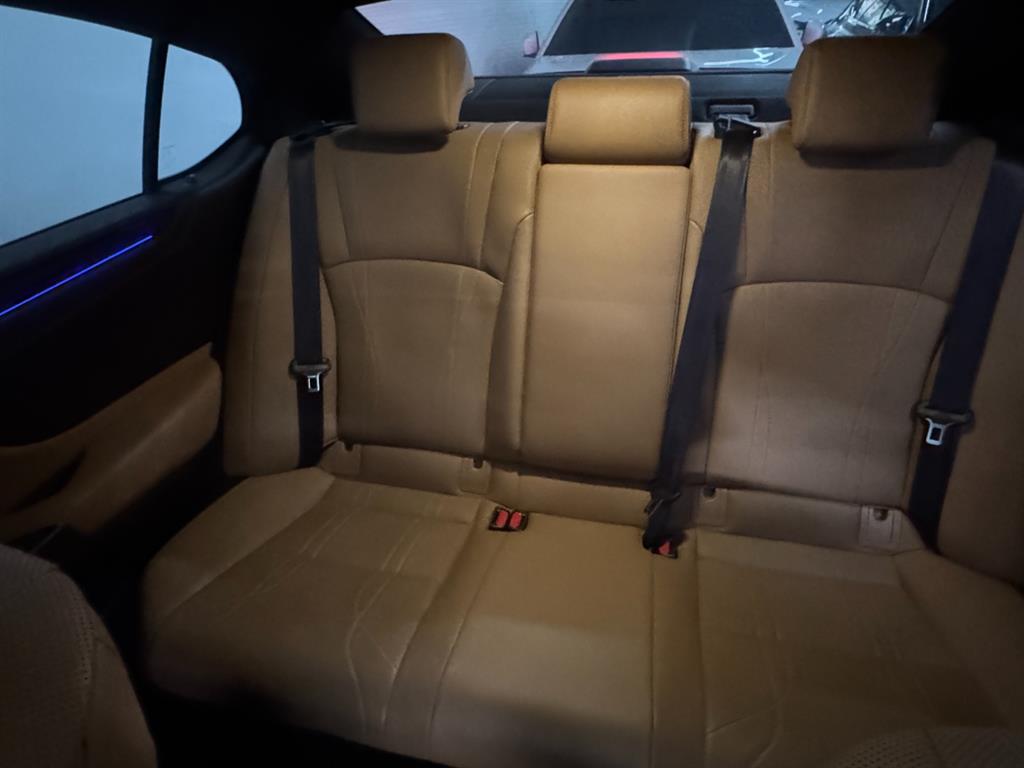 Lexus ES - Vista 11