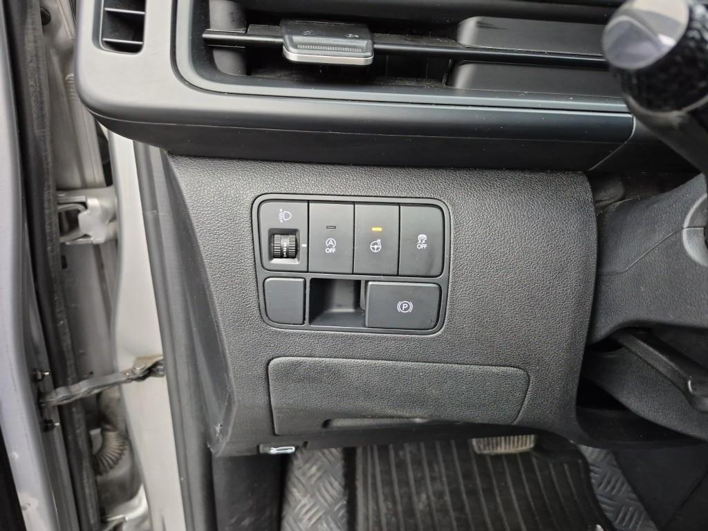 HYUNDAI Staria 2022 Gris - Importación desde Corea - HF Imports Iquique - Foto 16