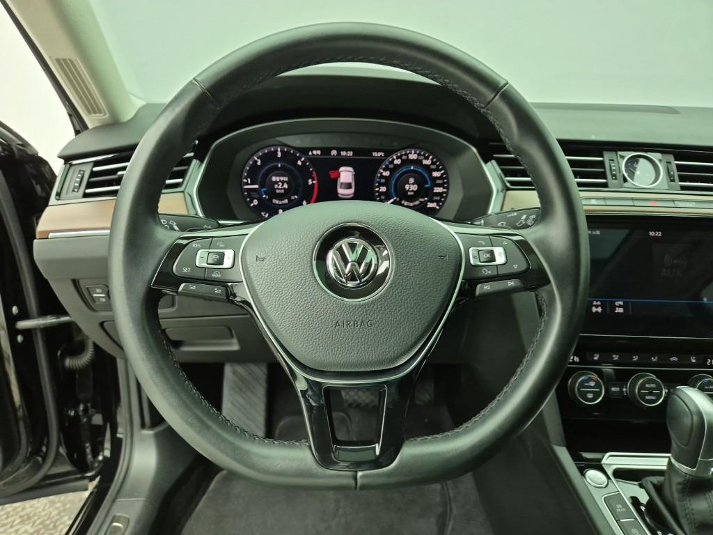 Volkswagen Passat - Vista 9