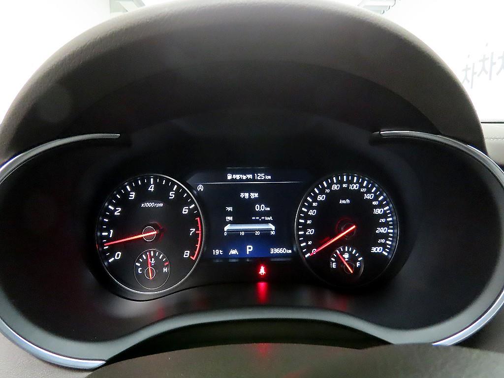 KIA Stinger - Vista 6