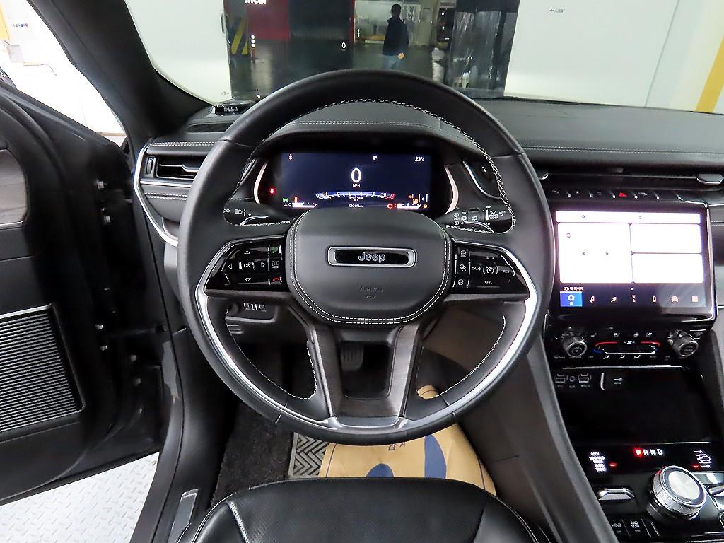 Jeep Cherokee - Vista 9