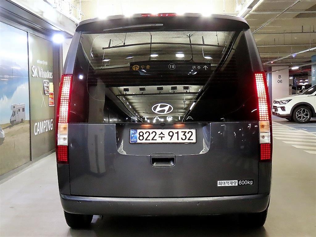HYUNDAI Staria - Vista 5