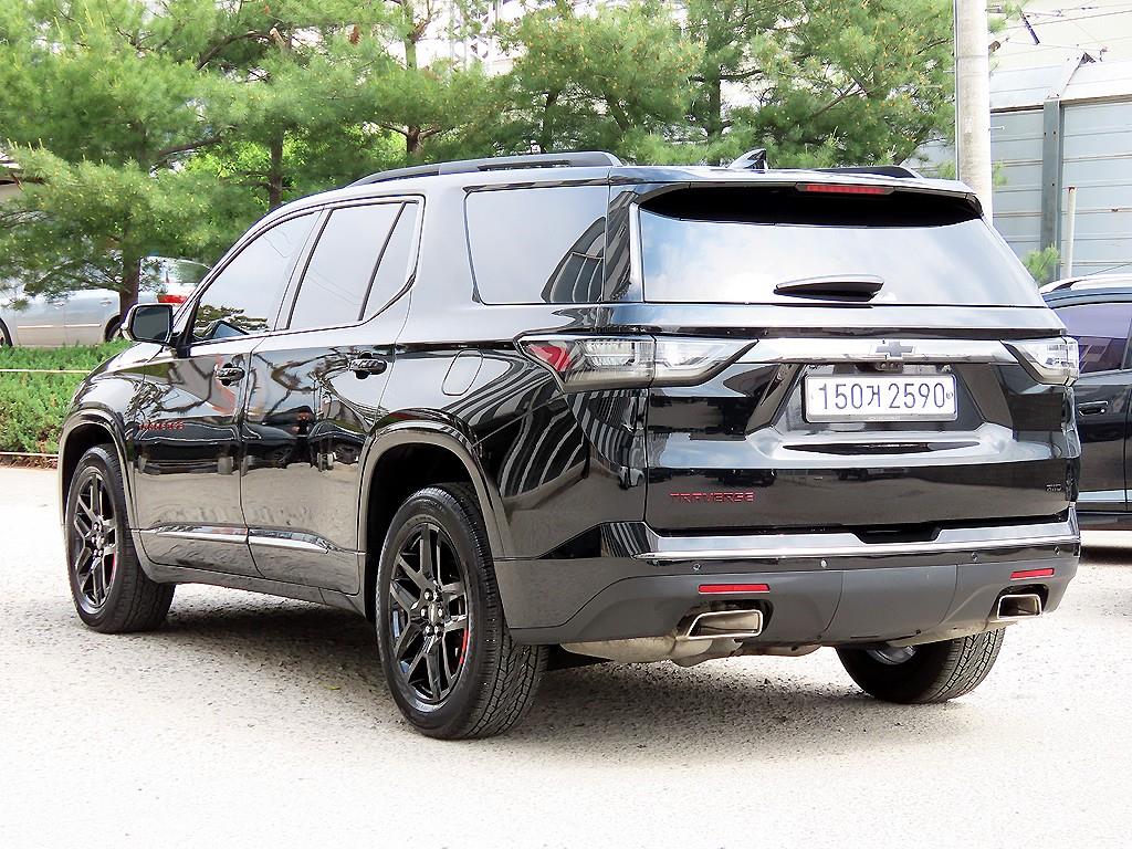 Chevrolet Travers - Vista 3