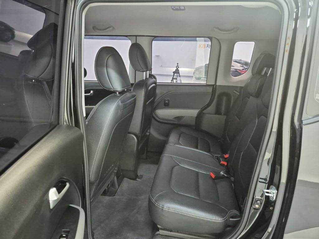 KIA Ray - Vista 12