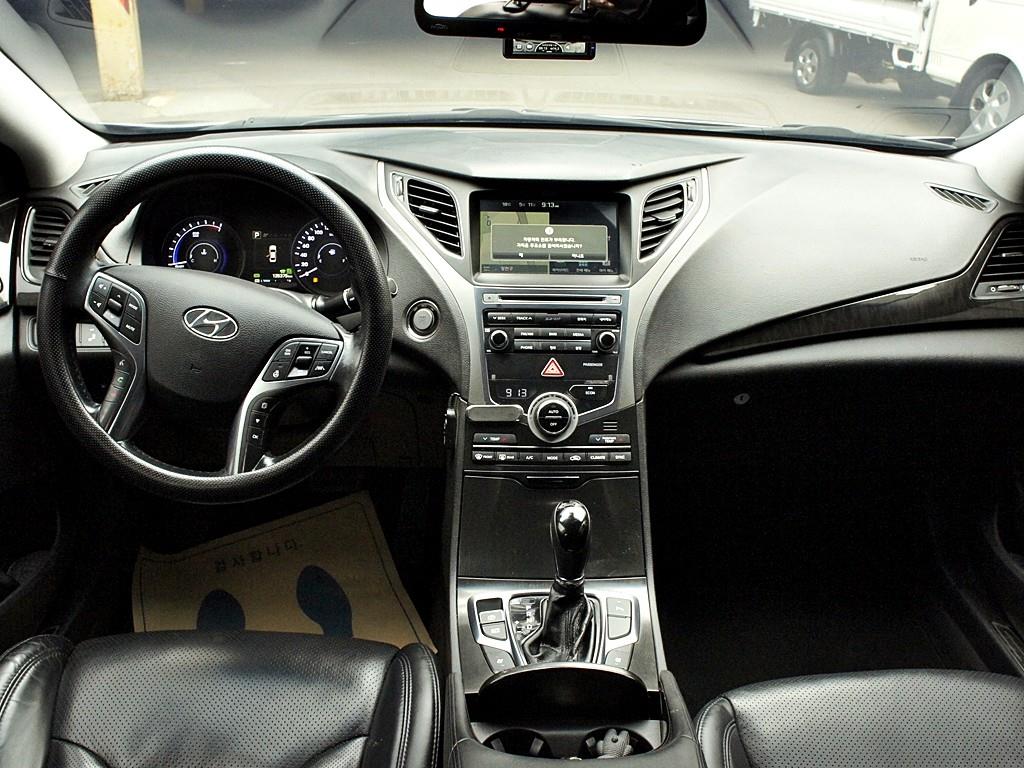 HYUNDAI Grandeur 2017 Gris - Importación desde Corea - HF Imports Iquique - Foto 7