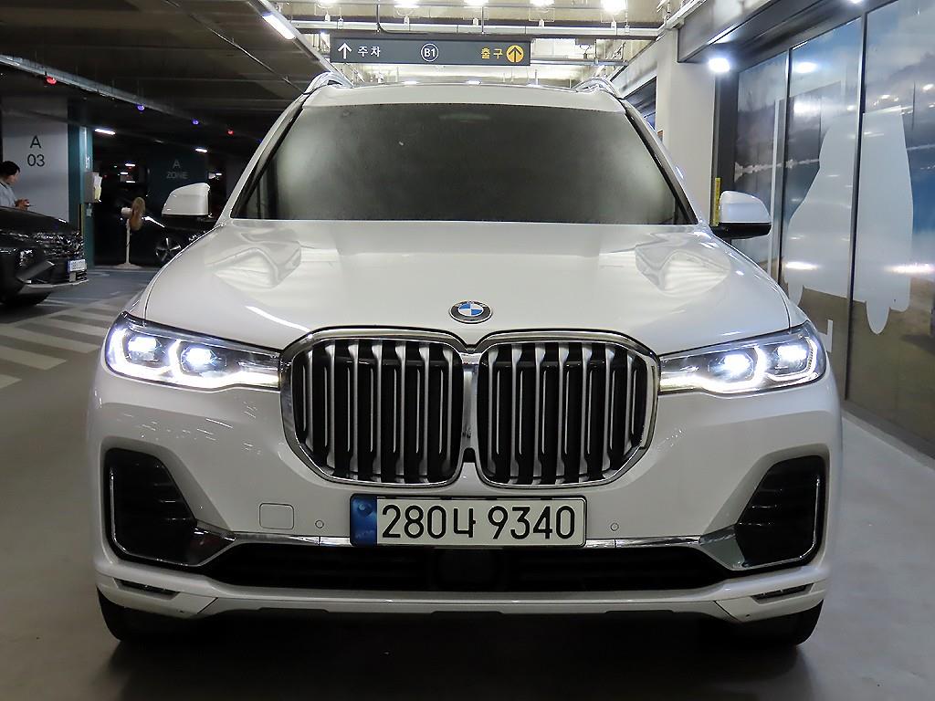 BMW X7 - Vista 2