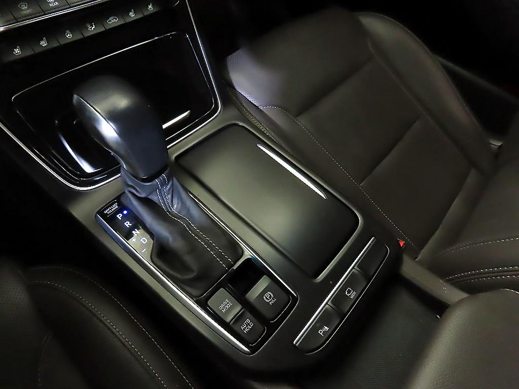 HYUNDAI Grandeur - Vista 12