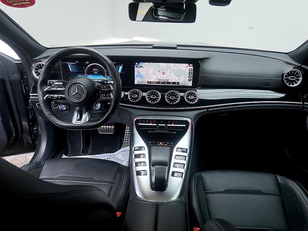 Mercedes Benz AMG GT - Vista 9