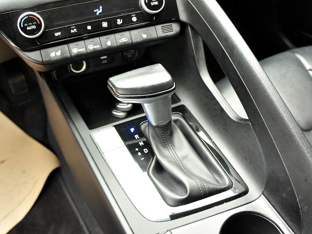 HYUNDAI Avante 2021 Blanco - Importación desde Corea - HF Imports Iquique - Foto 11