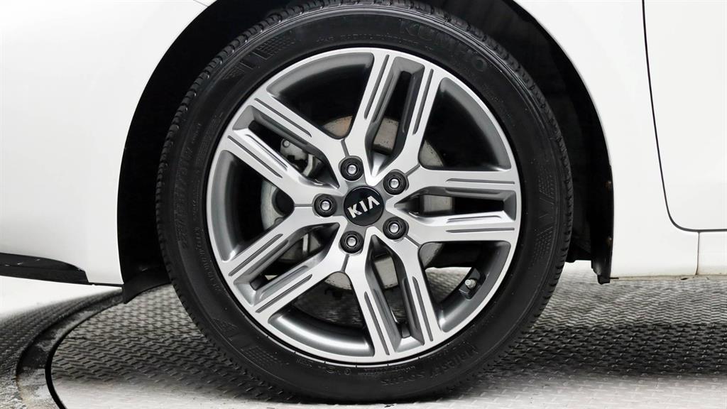 KIA K3 - Vista 9