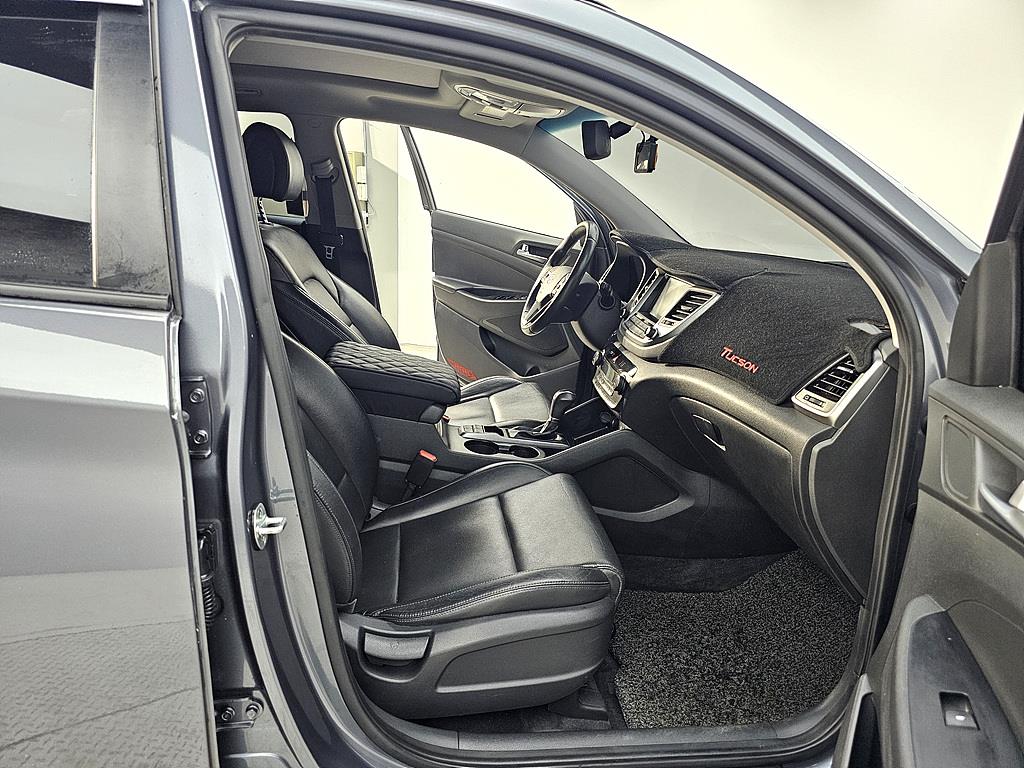 HYUNDAI Tucson - Vista 11