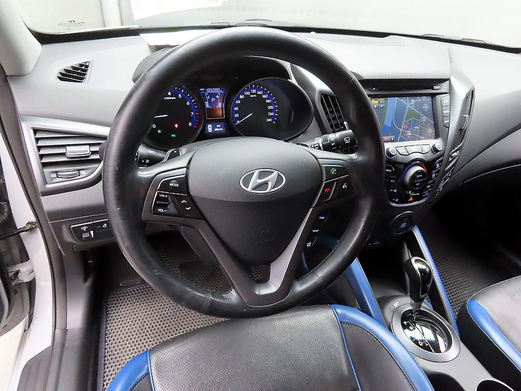 HYUNDAI Veloster - Vista 9