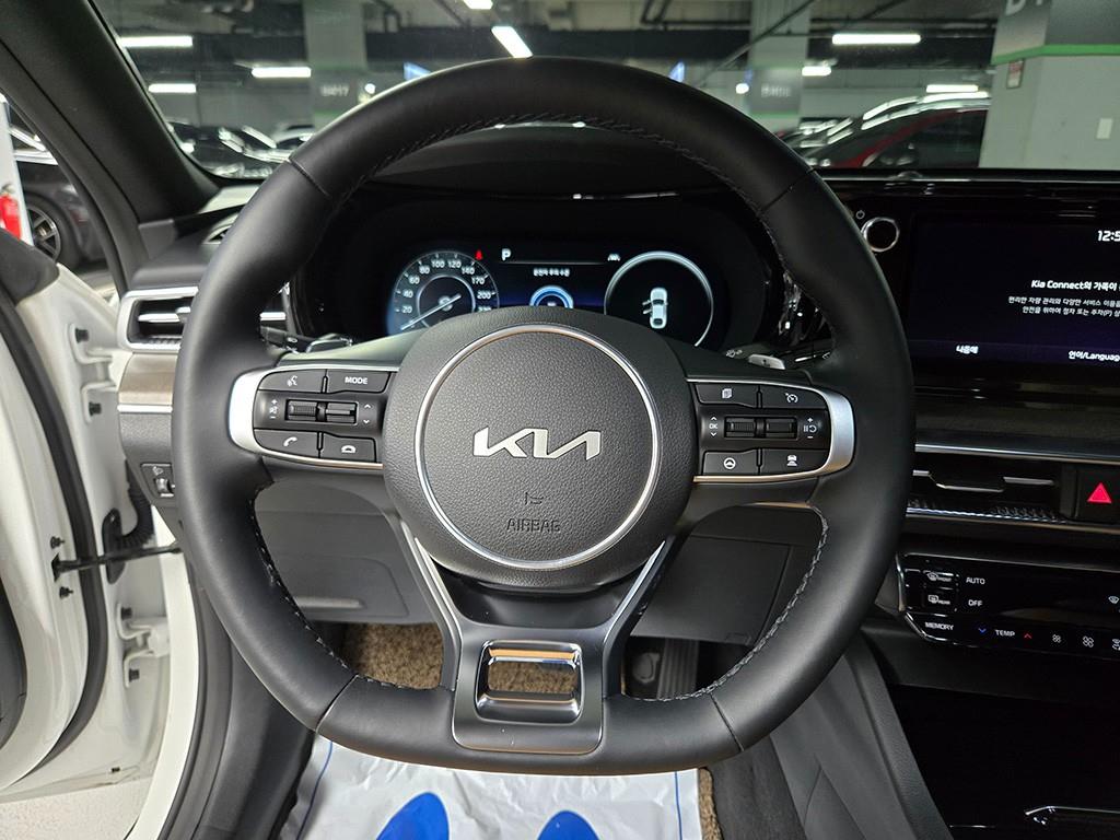 KIA K5 - Vista 7