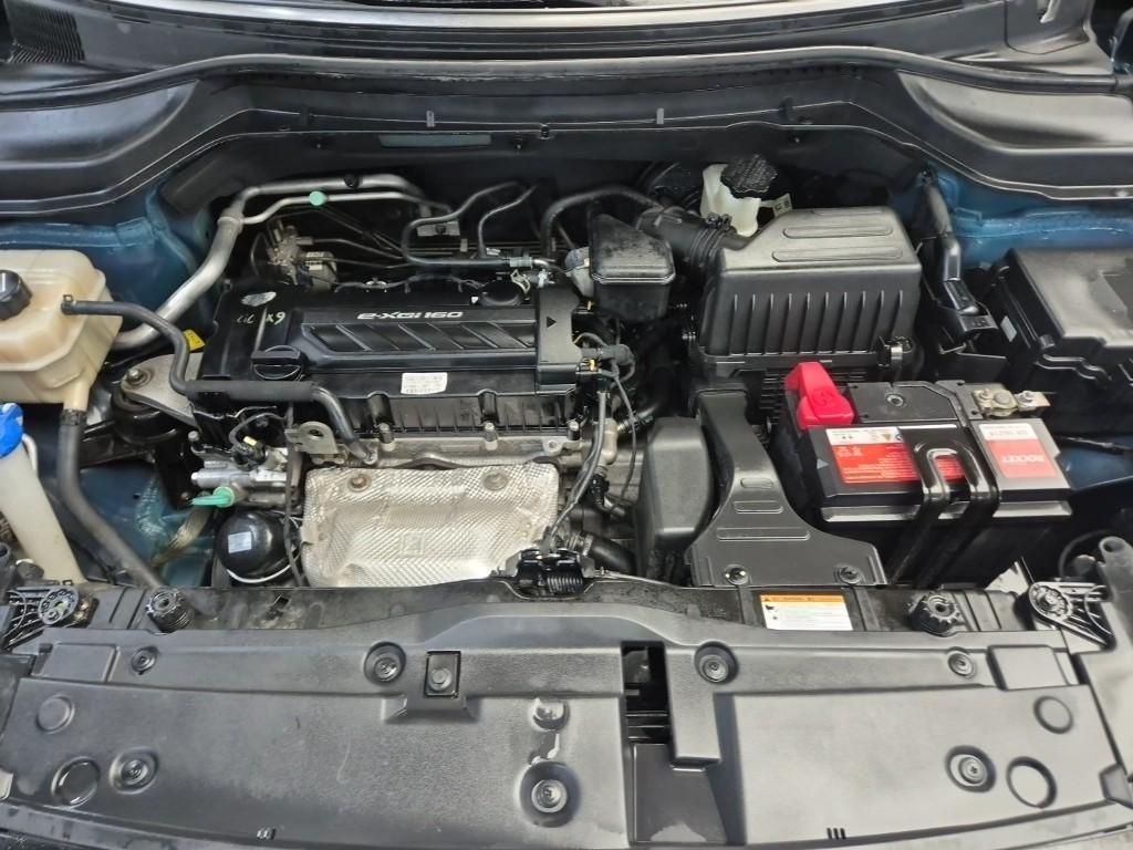 Ssangyong Tivoli - Vista 5