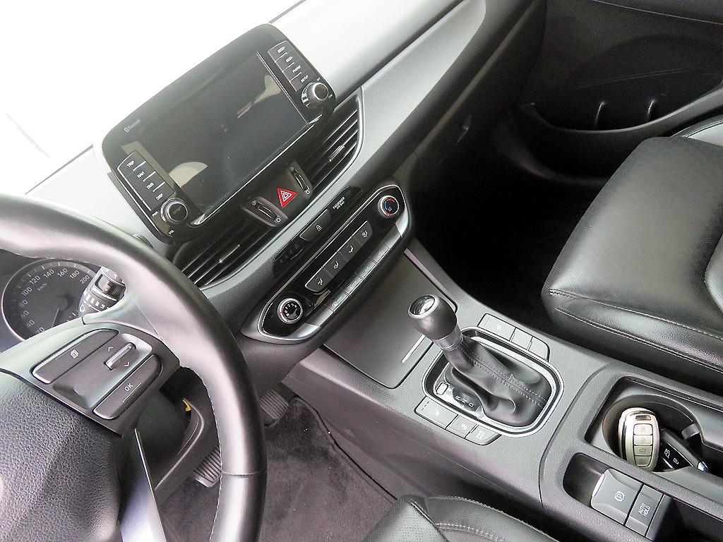 HYUNDAI i30 - Vista 11