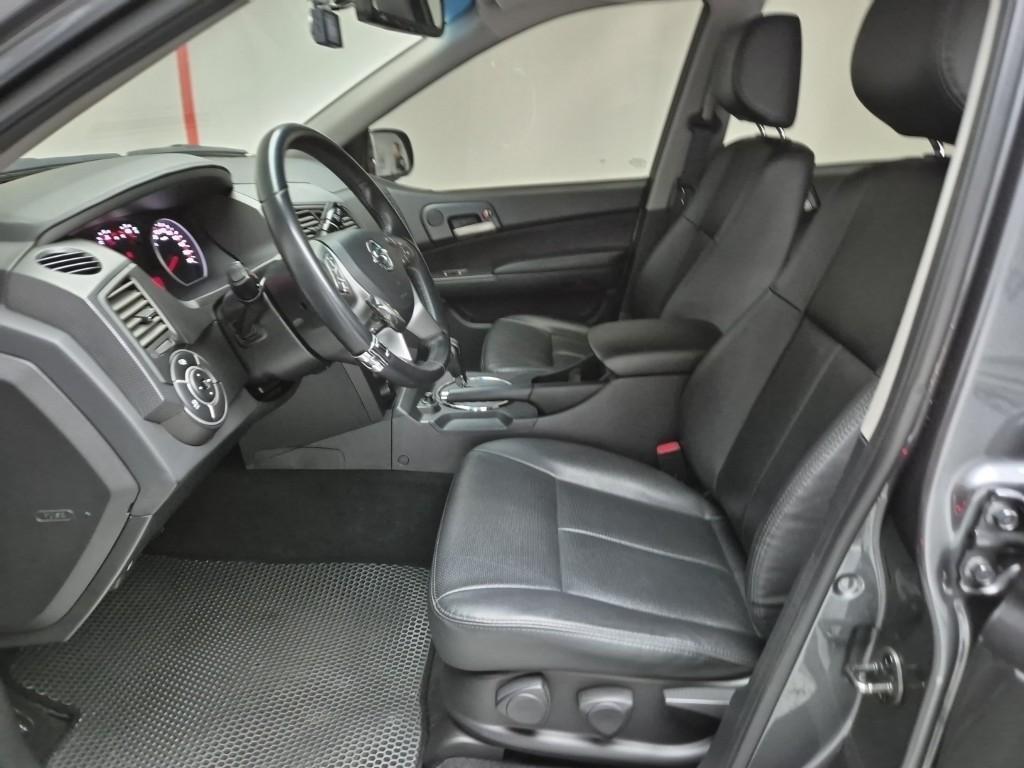 Ssangyong Korando - Vista 11